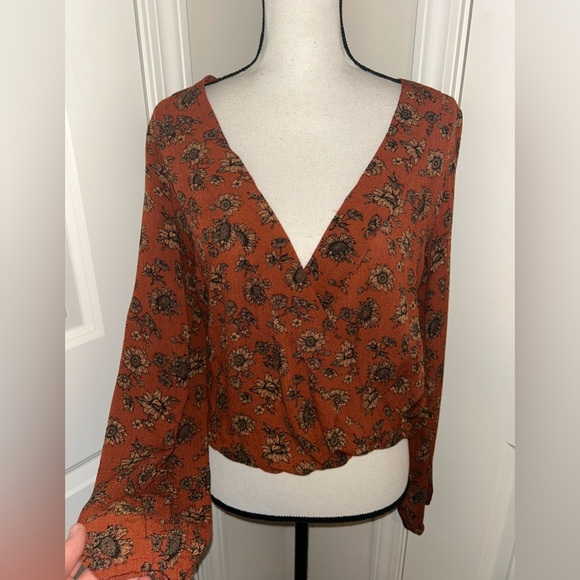 Boho Floral Rust V-Neck Women's long sleeve Top - Picture 1 of 6